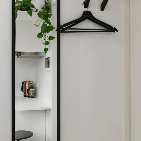 Apartament For One - White *